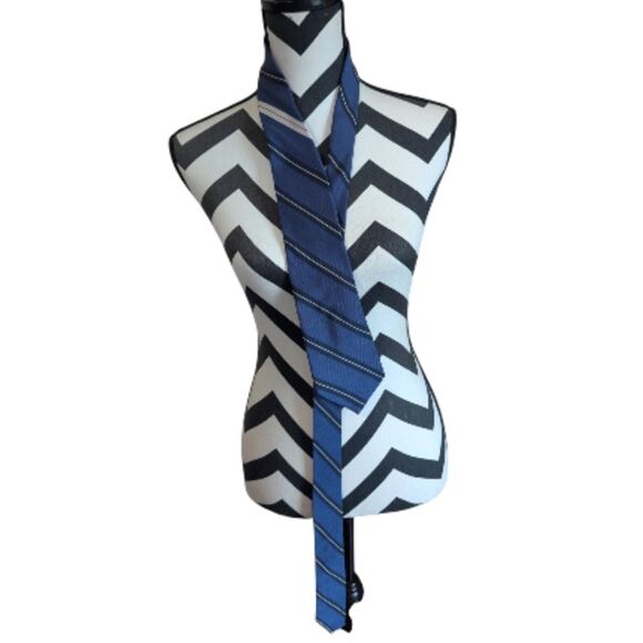 Authentic VALENTINO Blue Striped 100% Silk Necktie - Made in Italy